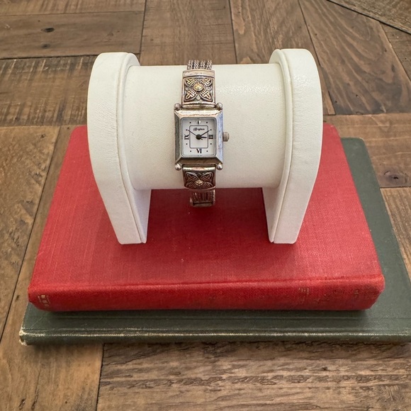 Brighton Monroe 1990s Watch: Two-Tone Celtic Heart Toggle Bracelet main image 4